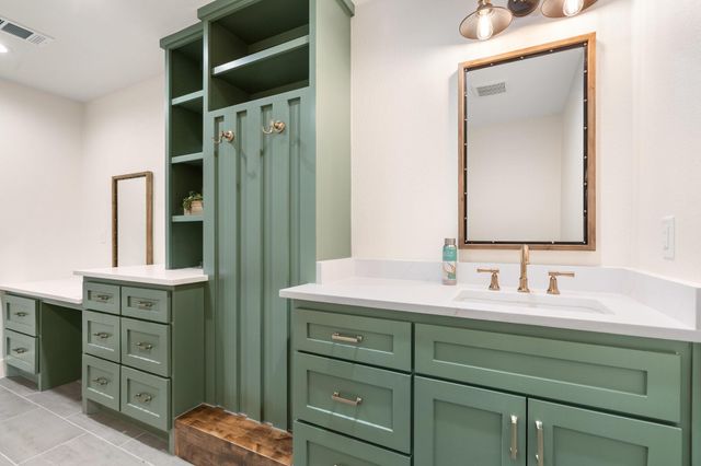 2355 Jackson League Circle, Brenham, TX 77833