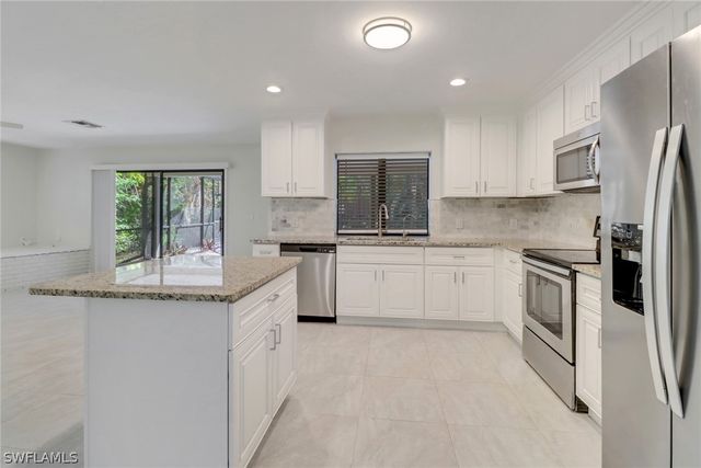 710 25th ST NW, Naples, FL 34120