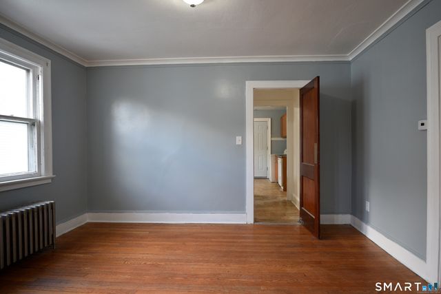 214 Quaker Lane South, West Hartford, CT 06119