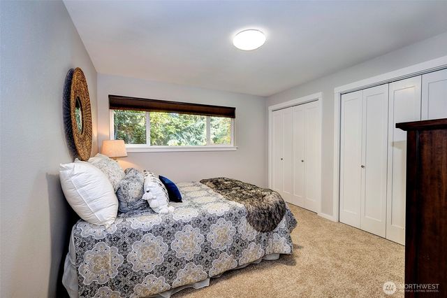 8205 NE 128th Street, Kirkland, WA 98034