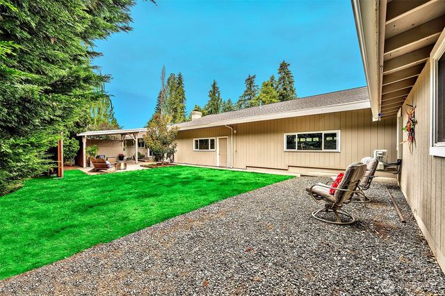 8205 NE 128th Street, Kirkland, WA 98034