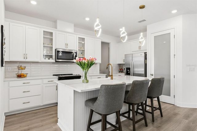 1952 SUNSHINE PEAK DRIVE, Minneola, FL 34715