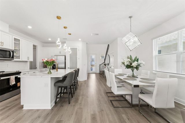 1952 SUNSHINE PEAK DRIVE, Minneola, FL 34715