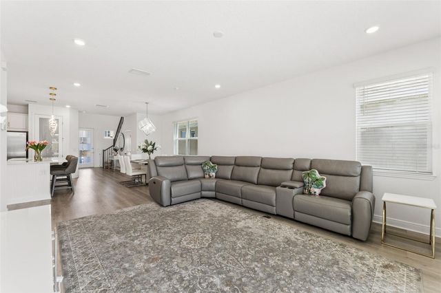 1952 SUNSHINE PEAK DRIVE, Minneola, FL 34715