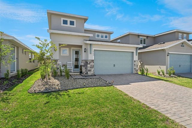 1952 SUNSHINE PEAK DRIVE, Minneola, FL 34715