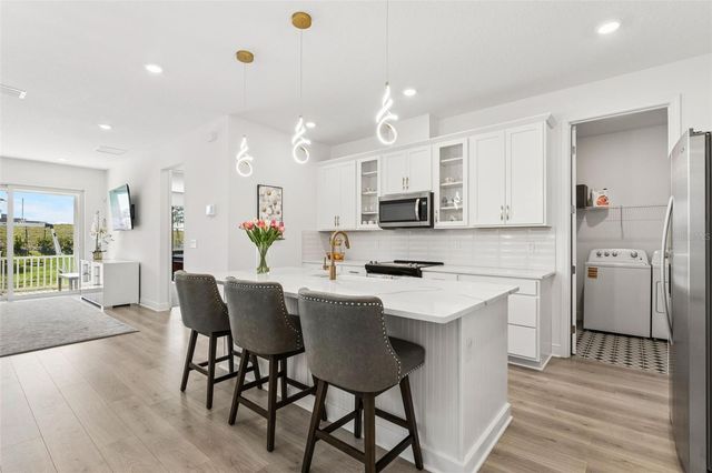 1952 SUNSHINE PEAK DRIVE, Minneola, FL 34715