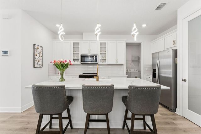 1952 SUNSHINE PEAK DRIVE, Minneola, FL 34715