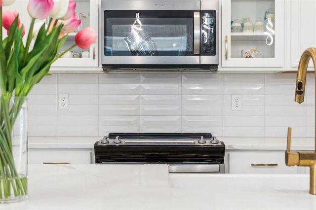 1952 SUNSHINE PEAK DRIVE, Minneola, FL 34715