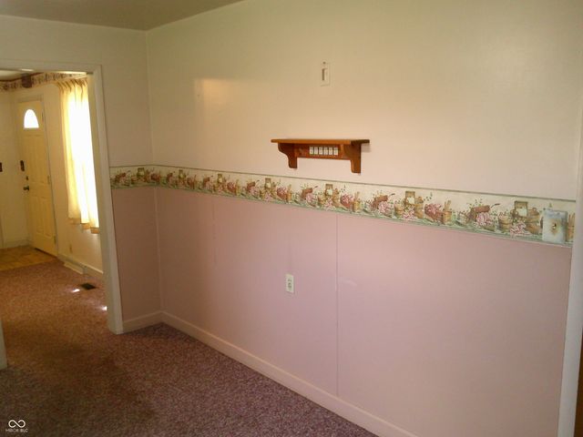 4770 W 450 S, Columbus, IN 47201