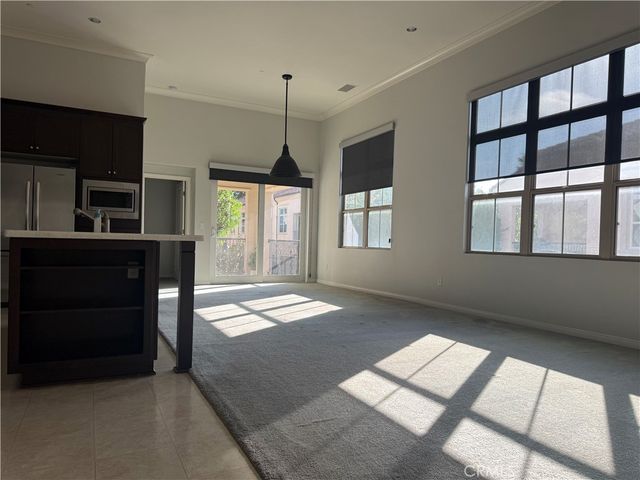 84 Mayfair, Irvine, CA 92620