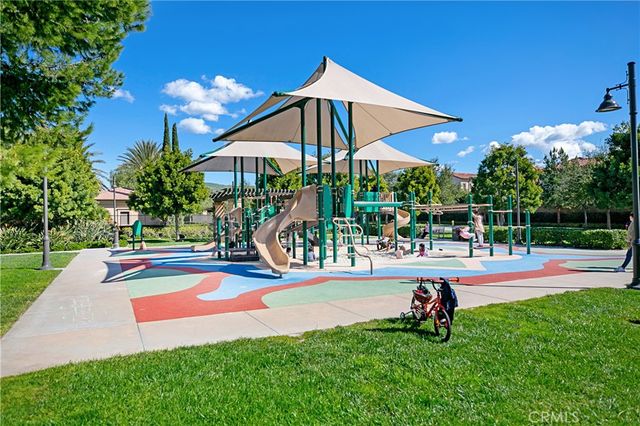 84 Mayfair, Irvine, CA 92620