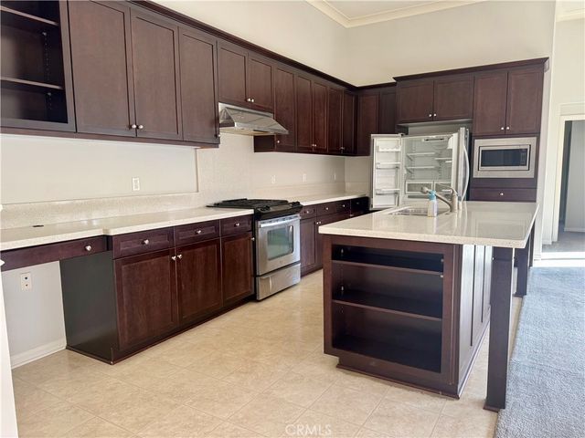 84 Mayfair, Irvine, CA 92620