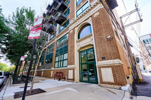 221 E Cullerton Street 617, Chicago, IL 60616