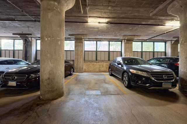 221 E Cullerton Street 617, Chicago, IL 60616