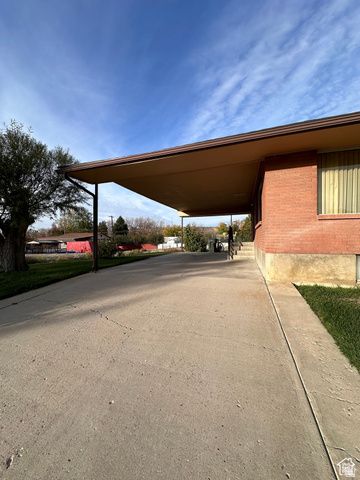 885 N 600 E, Price, UT 84501