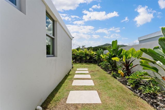 E-10 CALLE PAISAJE E-10, Caguas, PR 00725