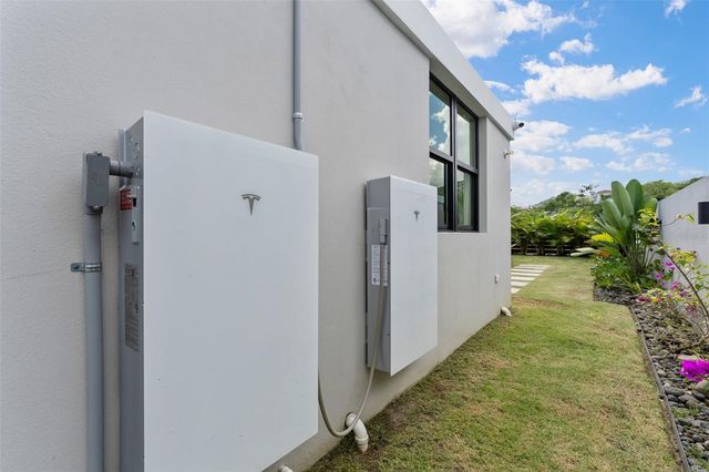 E-10 CALLE PAISAJE E-10, Caguas, PR 00725