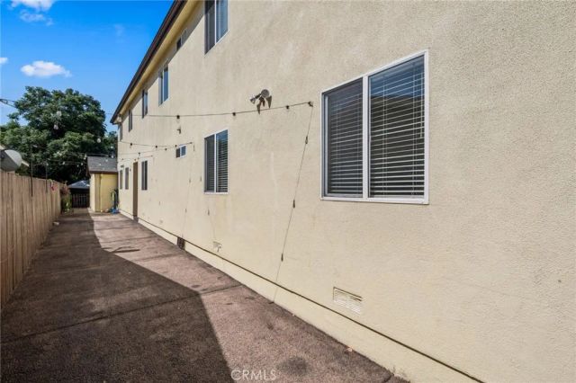 330 E 101st Street, Los Angeles, CA 90003