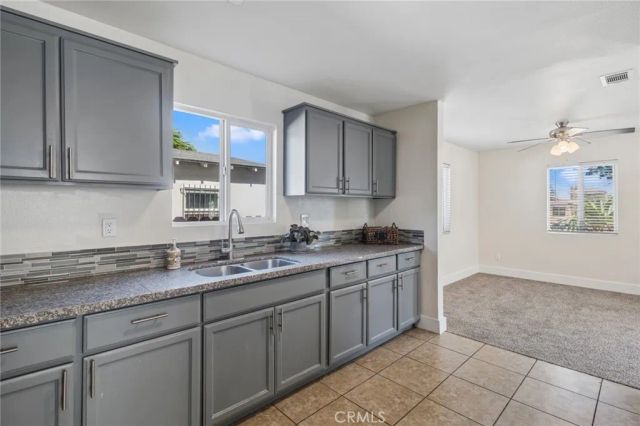330 E 101st Street, Los Angeles, CA 90003