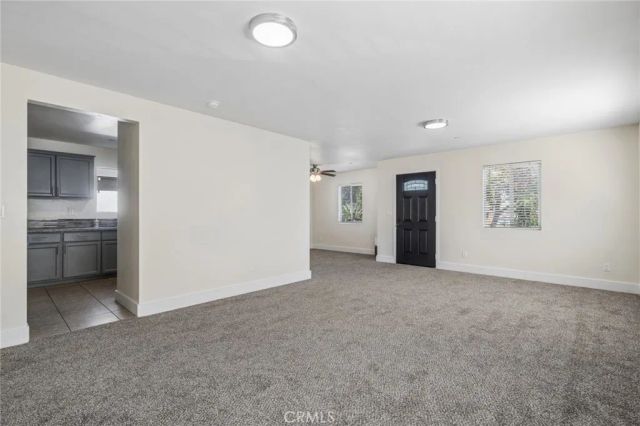 330 E 101st Street, Los Angeles, CA 90003