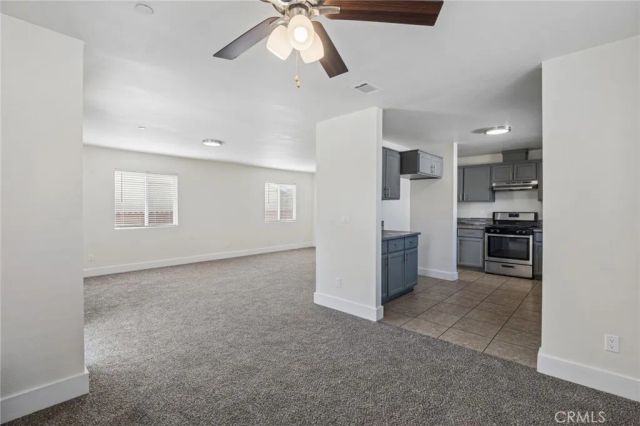 330 E 101st Street, Los Angeles, CA 90003