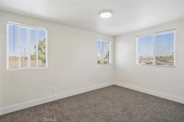 330 E 101st Street, Los Angeles, CA 90003