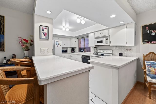 205 East Harmon Avenue 1002, Las Vegas, NV 89169