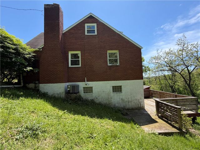 3079 Mount Troy Rd, Reserve, PA 15212