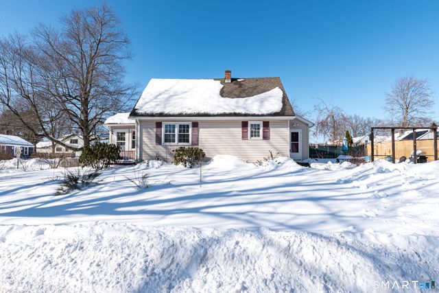 11 Willard Avenue, Enfield, CT 06082
