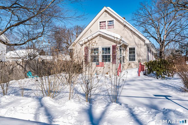 11 Willard Avenue, Enfield, CT 06082