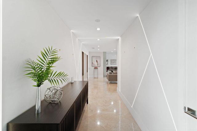 3321 NE 59th Street, Fort Lauderdale, FL 33308