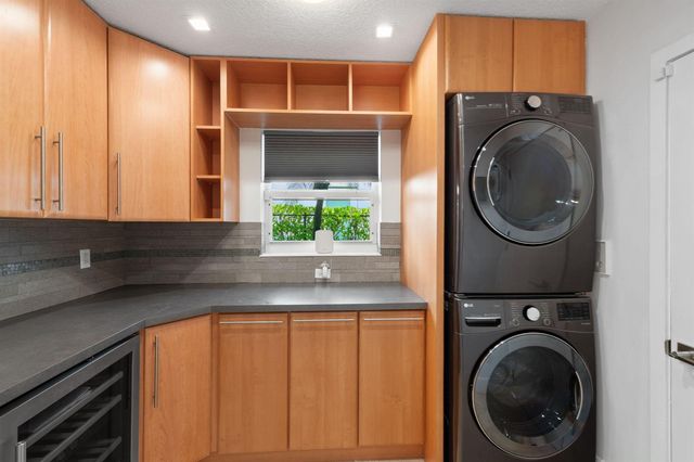 3321 NE 59th Street, Fort Lauderdale, FL 33308