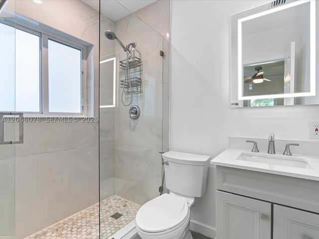 5406 S Le Jeune Rd, Coral Gables, FL 33146