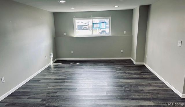 24500 Cornell Avenue, Brownstown, MI 48183