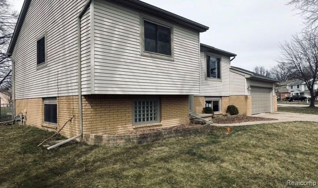 24500 Cornell Avenue, Brownstown, MI 48183