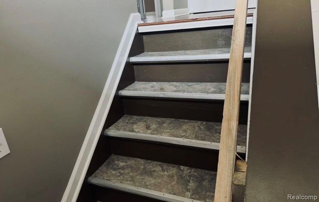 24500 Cornell Avenue, Brownstown, MI 48183