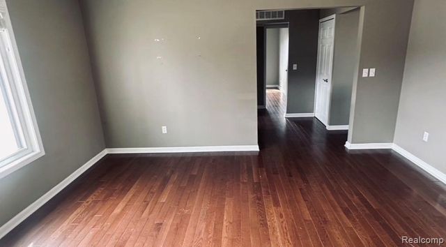 24500 Cornell Avenue, Brownstown, MI 48183