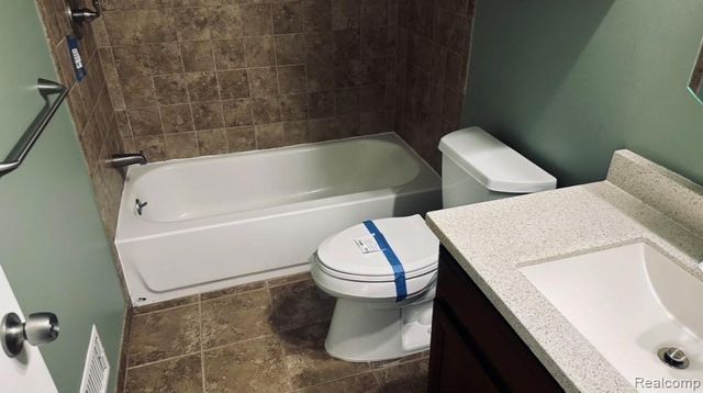 24500 Cornell Avenue, Brownstown, MI 48183