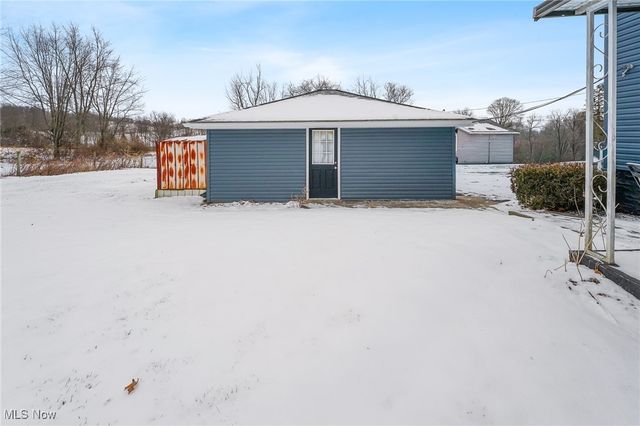 1029 Township Line Road, Wellsville, OH 43968