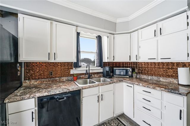 1029 Township Line Road, Wellsville, OH 43968