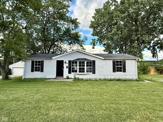 107 N Boehning Street, Indianapolis, IN 46219