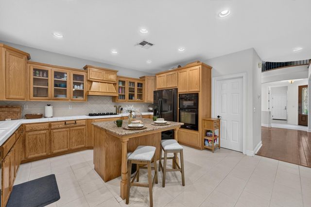 1558 Daunting Dr, El Dorado Hills, CA 95762