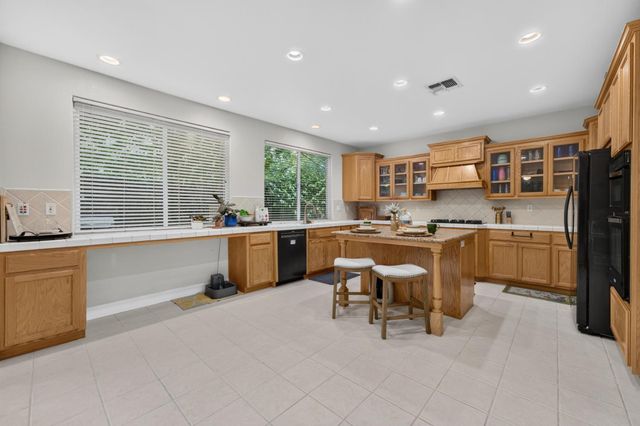 1558 Daunting Dr, El Dorado Hills, CA 95762