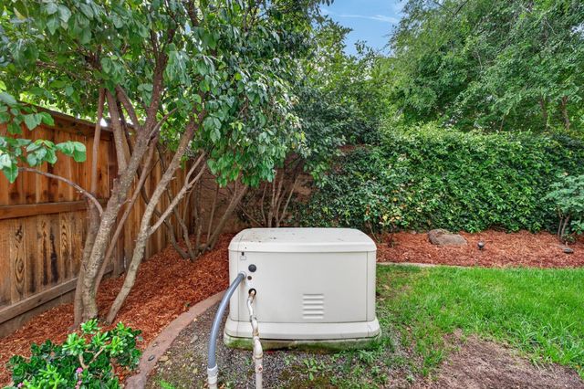 1558 Daunting Dr, El Dorado Hills, CA 95762