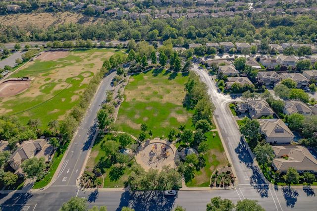1558 Daunting Dr, El Dorado Hills, CA 95762
