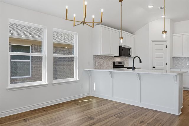 4008 NW 175th Place, Edmond, OK 73012