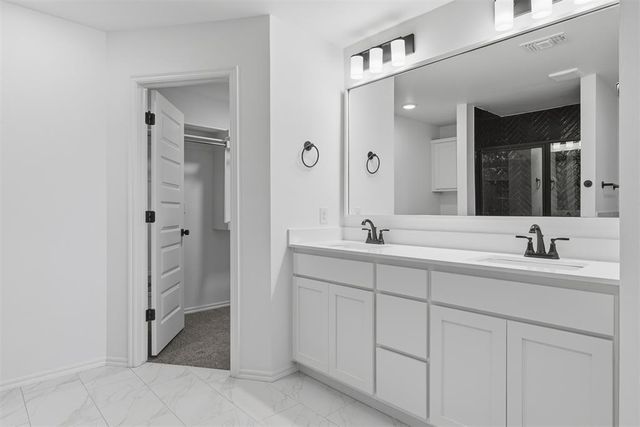 4008 NW 175th Place, Edmond, OK 73012