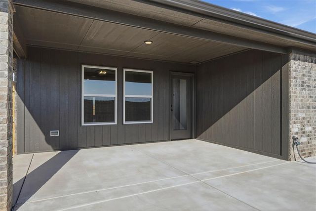 4008 NW 175th Place, Edmond, OK 73012