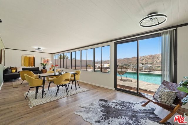 8977 Riderwood Drive, Sunland, CA 91040