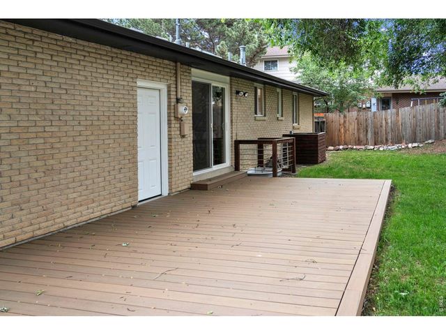 1065 Gillaspie Dr, Boulder, CO 80305